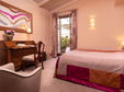 Buonanotte Garibaldi small and best hotel  and b&b in Rome 