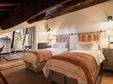 Twin-bedded room at Palazzo Passerini